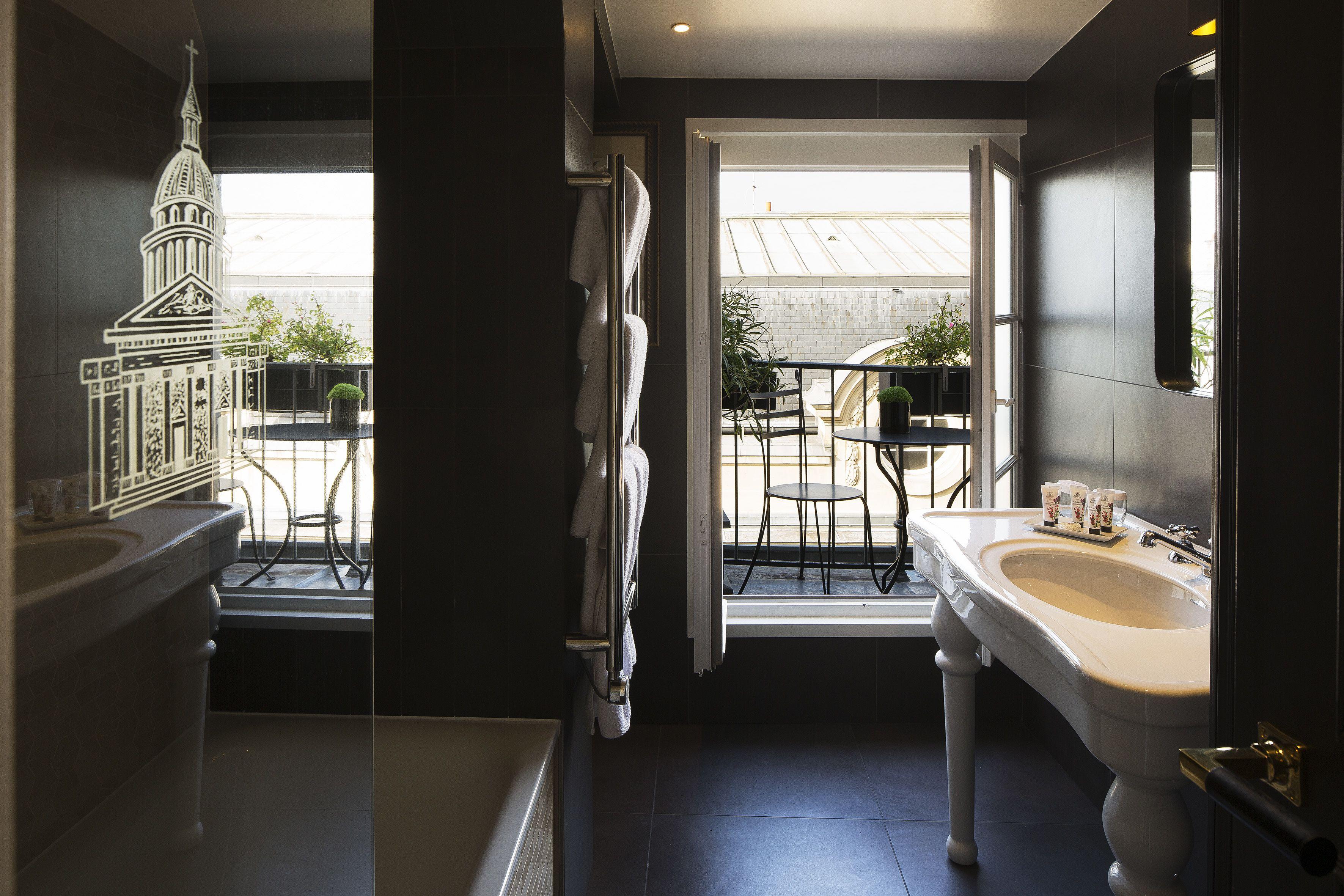 Hotel Les Dames Du Panthéon 4*